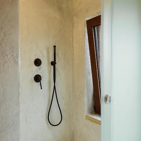 فندق Blerina's Agritourism Concept Ljaknasi